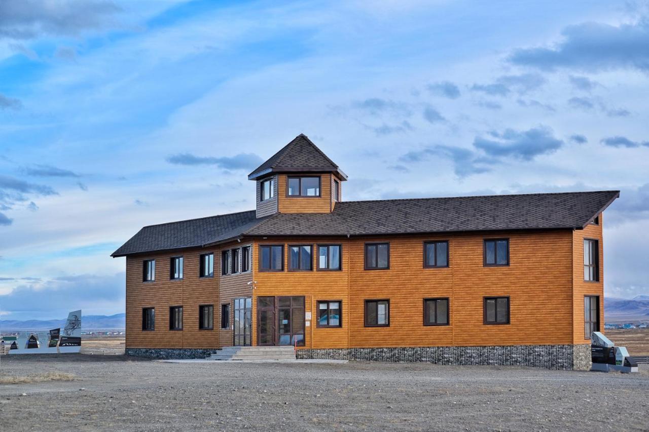 Vizit-Tsentr Sailugemskiy Hotel Kosh-Agach Exterior foto